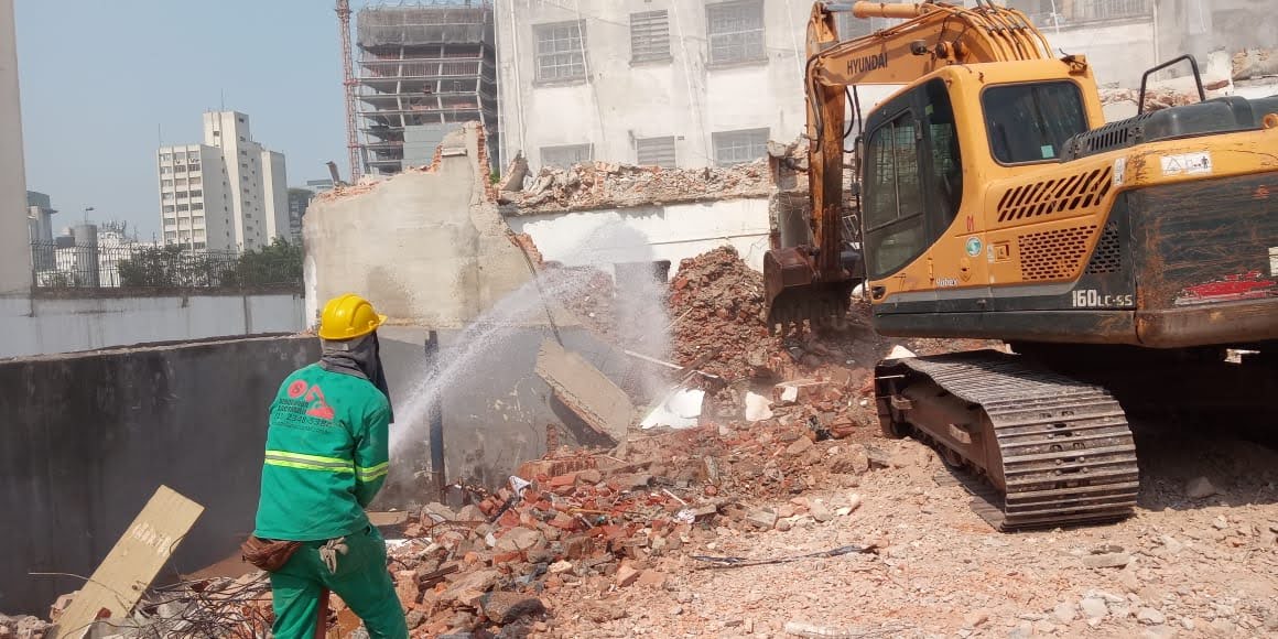 demolição de casas